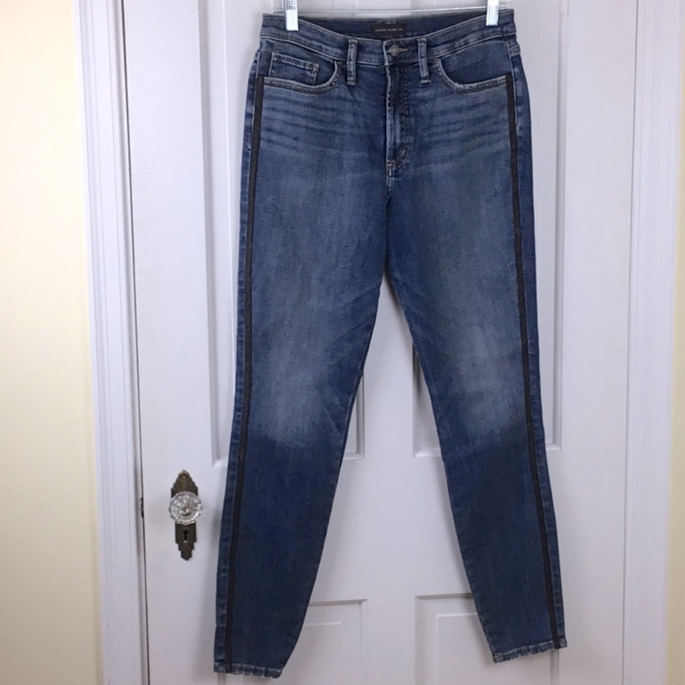 Silver Jeans Skinny Jeans Size 28 Stripe Distressed hem
